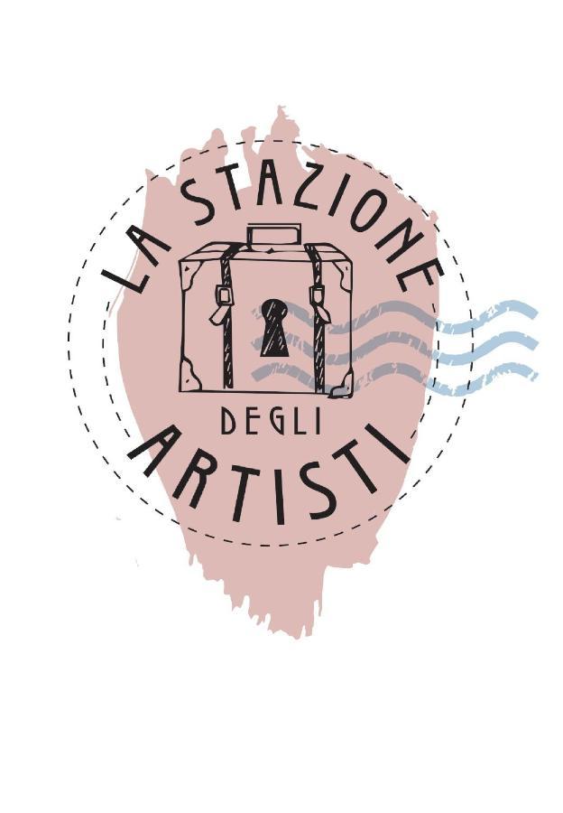 La Stazione Degli Artisti Appartement Triëst Buitenkant foto