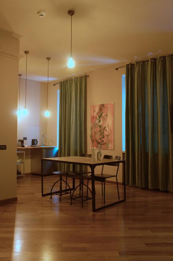 La Stazione Degli Artisti Appartement Triëst Buitenkant foto