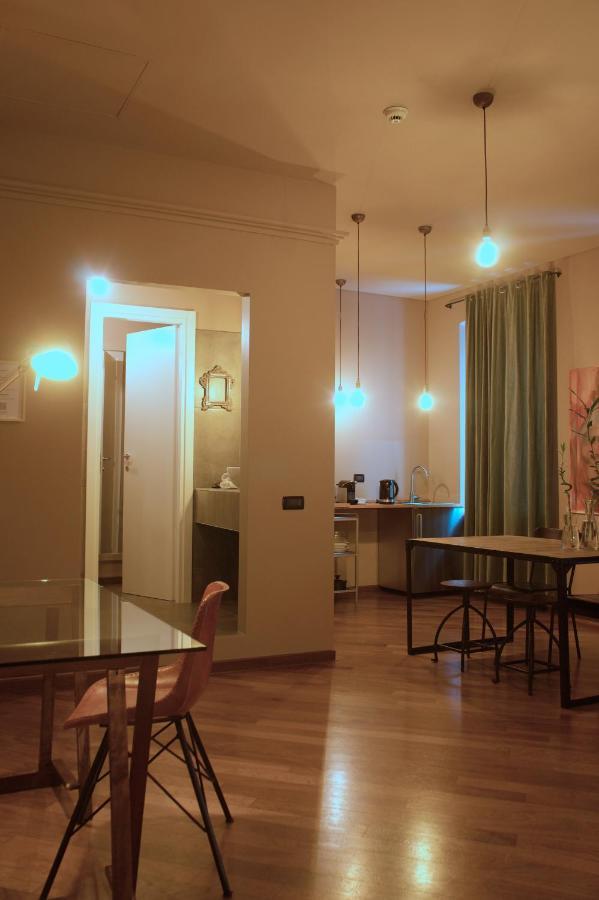 La Stazione Degli Artisti Appartement Triëst Buitenkant foto