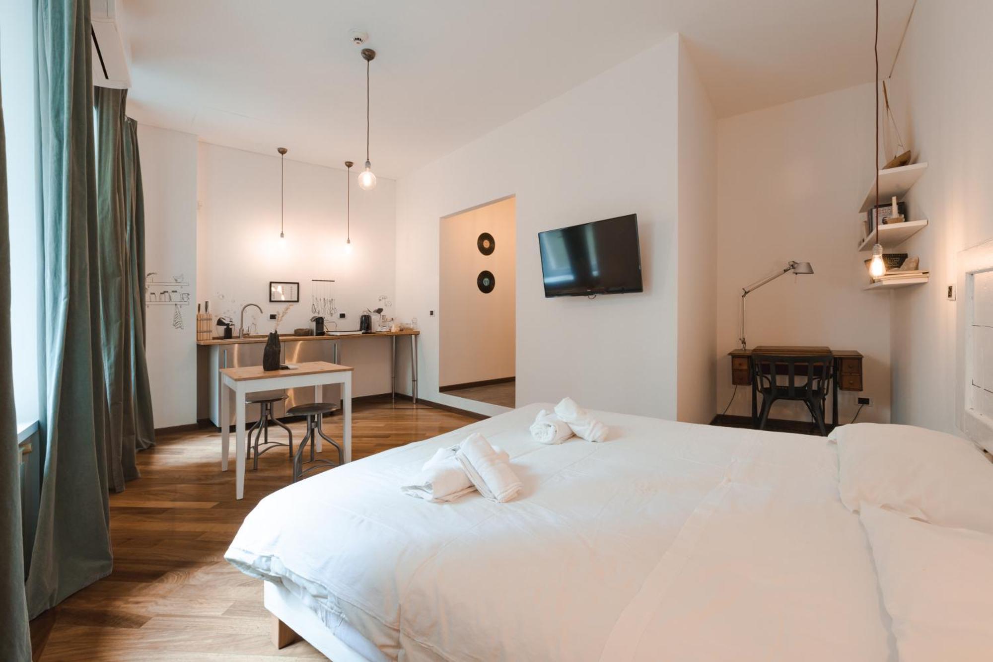 La Stazione Degli Artisti Appartement Triëst Buitenkant foto